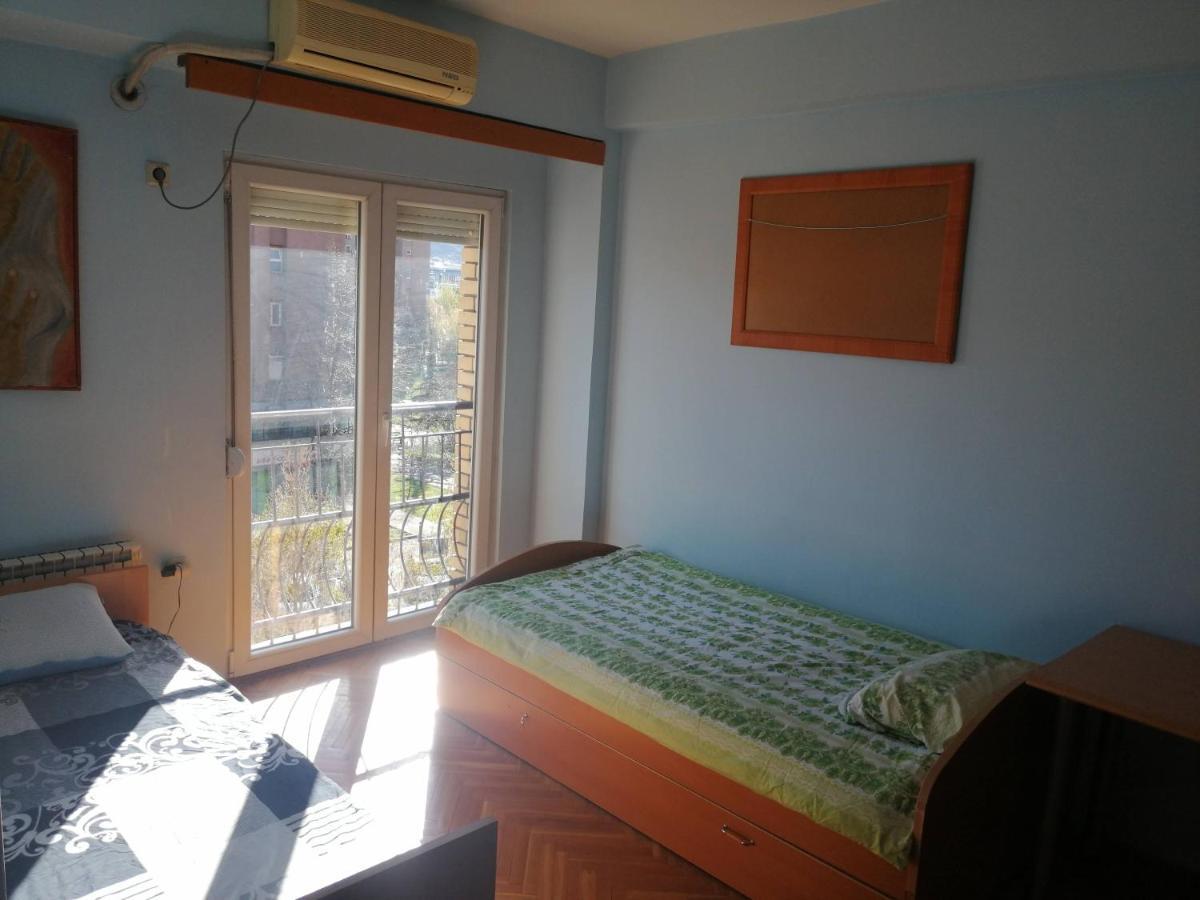 Centar Apartments Skopje Bagian luar foto
