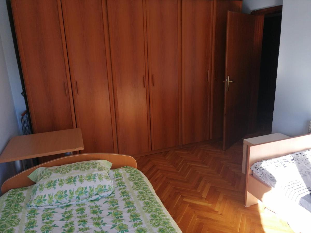 Centar Apartments Skopje Bagian luar foto